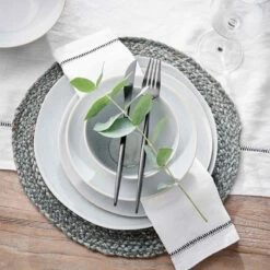 Besteck-Set 16-tlg. Matt STILETTO In Schwarz -Home Decoration&Supplies butlers besteck set 16 tlg matt stiletto in schwarz 2