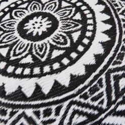 In- & Outdoor-Teppich Ø118cm COLOUR CLASH In Schwarz-Weiß -Home Decoration&Supplies butlers in and outdoor teppich o118cm colour clash in schwarz weiss 10