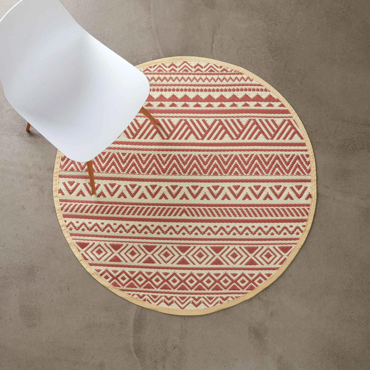 In- & Outdoor-Teppich Streifen Ø118cm COLOUR CLASH In Hellrot-Creme 4 In- & Outdoor-Teppich Streifen Ø118cm COLOUR CLASH In Hellrot-Creme – Bild 2