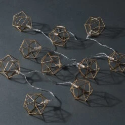 LED-Lichterkette Würfel 10 Lichter Mit USB-Batteriefach GEOMETRICS In Gold -Home Decoration&Supplies butlers led lichterkette wurfel 10 lichter mit usb batteriefach geometrics in gold 4