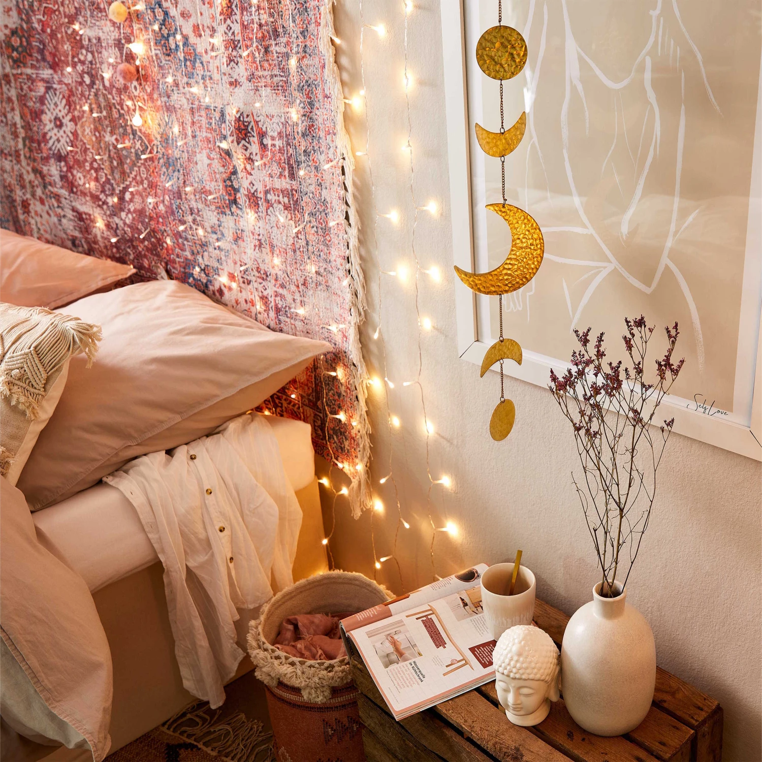 Titelseite -Home Decoration&Supplies butlers mondphasen girlande lange 40cm moony in gold 1