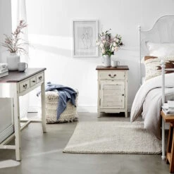 Nachttisch CABOTT COVE In Creme-Braun -Home Decoration&Supplies butlers nachttisch cabott cove in creme braun 14