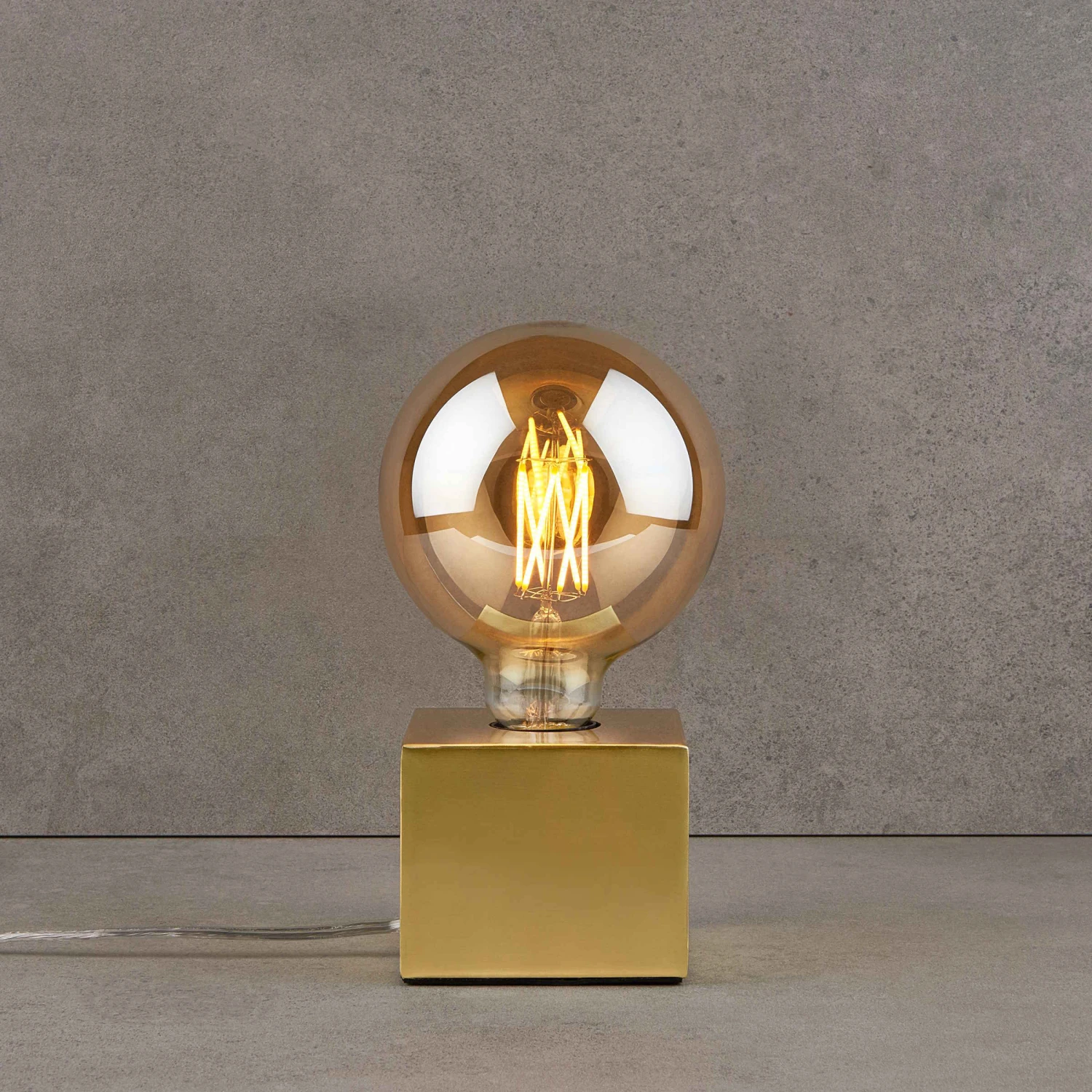 Tischleuchte Quadratisch 10x10cm STILO In Gold 4 Tischleuchte Quadratisch 10x10cm STILO In Gold – Bild 2